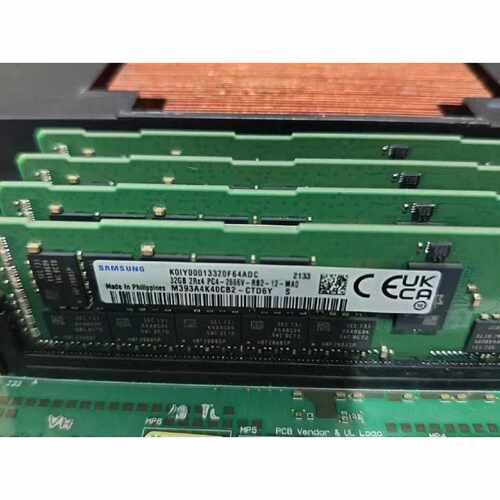 议价三星32G内存条M393A4K40CB2CTD6Y维修