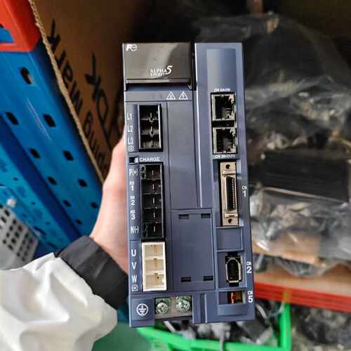 非标价富士F51.5KW伺服电机套装型号RYH152F5VV议价