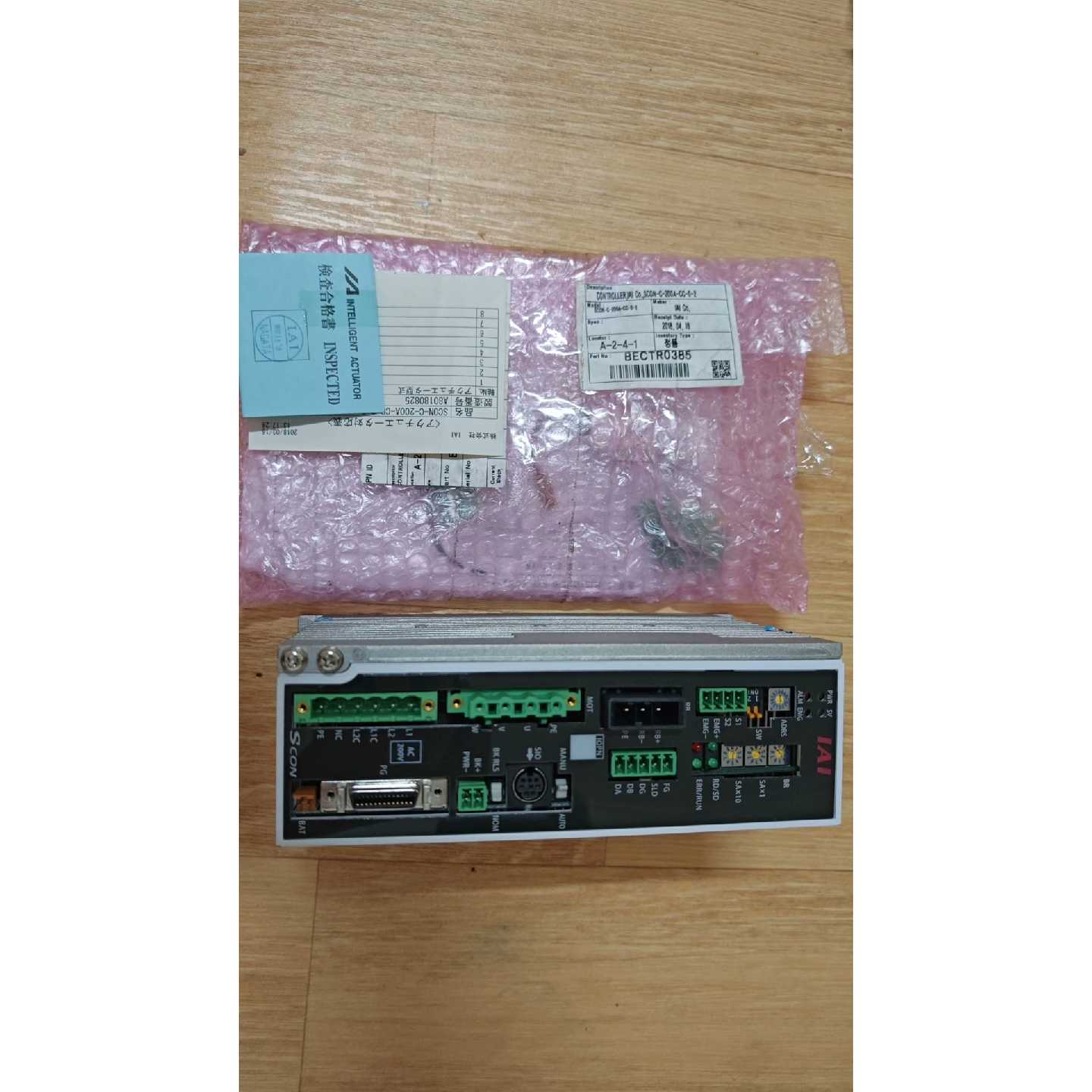 IAI驱动器,,附件齐全,没有盒子-询价