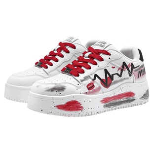 蜡笔小新鞋子男涂鸦红百搭潮牌板鞋春夏情侣厚底透气运动休闲鞋男