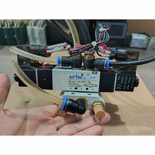 议价亚德客4V130C06三位五通阀中封型维修