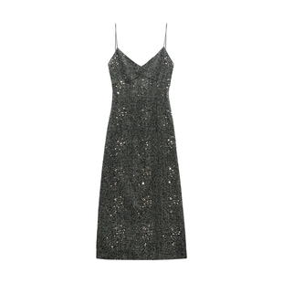 板栗西西【一鸣惊人2】灰色温柔气质重工亮钻吊带连衣裙秋冬长裙