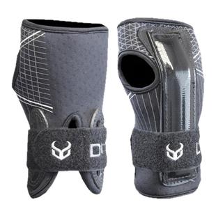 新款Demon单板双板滑雪护具男专业户外防摔装备学具护腕护手女