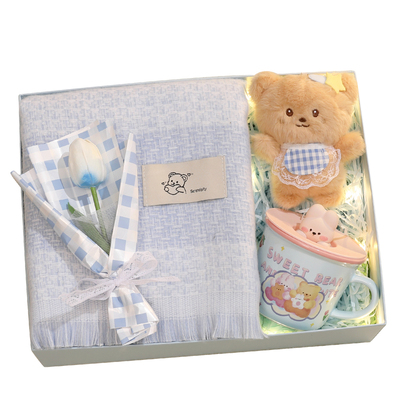 软萌小熊围巾礼盒送女生生日礼物