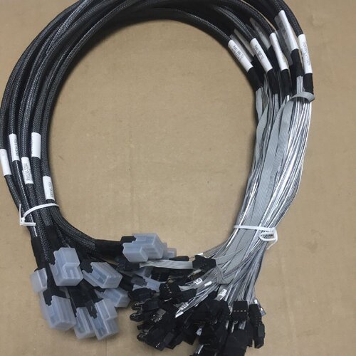 安非诺正向硬碟线SASSFF8087转4SATA直