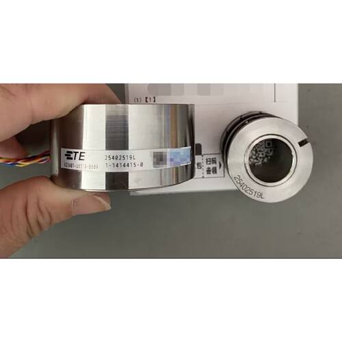 议价TE编码器V23401U6319B609维修