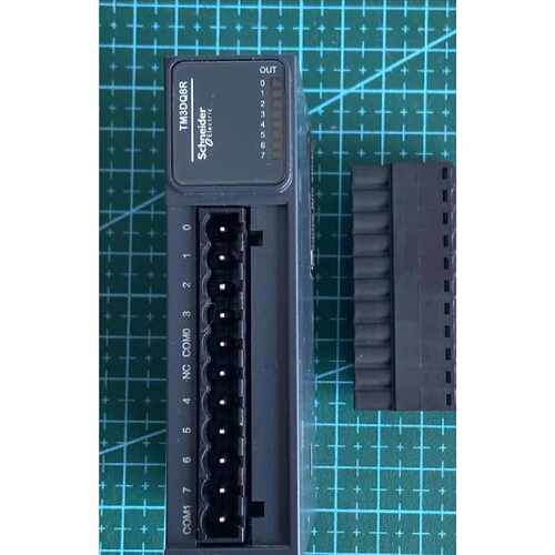 议价TM3DQ8R施耐德M221系列PLC数字量扩展模块8点继电器输出模块