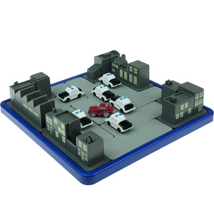 小乖蛋警察抓小偷惊险拦截益智玩具迷宫大追捕120关逻辑思维桌游