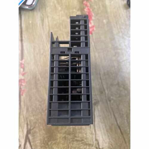 议价西门子正品模块6ES71531AA030XB0实物如图维修