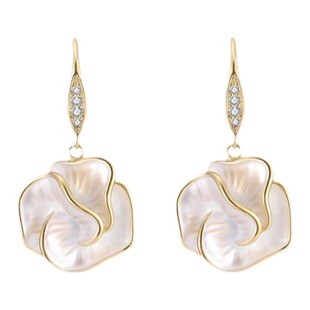 山茶花耳钉女气质花朵花瓣耳环新款2026爆款新中式高级感耳饰耳坠