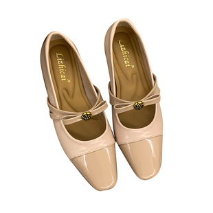 古早复古坡跟法式拼接山茶花玛丽珍鞋2026年新款气质单鞋温柔风