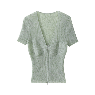 大于诗集 罗茜与紫风铃 法式针织衫女夏正肩显瘦V领坑条拉链上衣