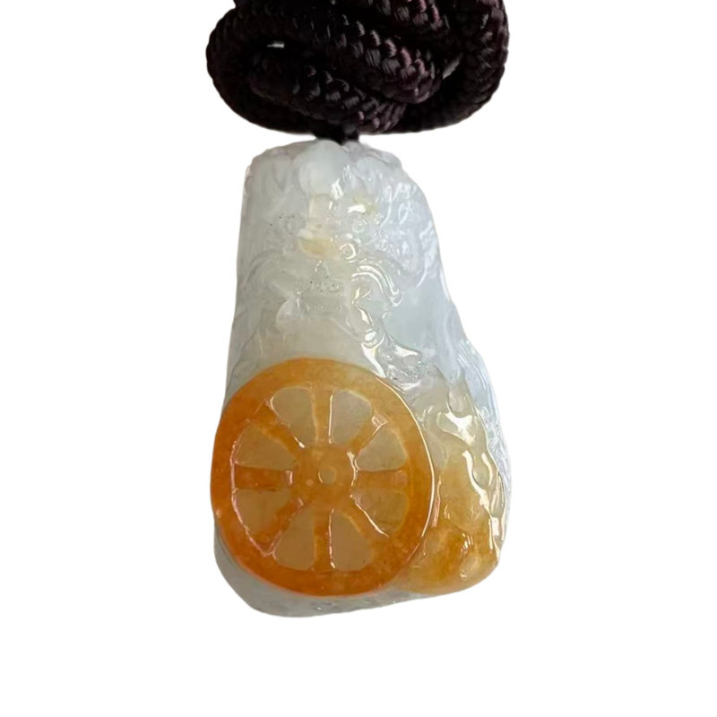 缅甸A货翡翠黄翡龙牌吊坠