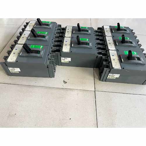 议价施耐德CVS400F/630F塑壳断路器，3P320A/40