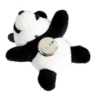 小熊猫公仔包包挂件ins趴趴熊猫饰品立体胸针书包挂件针织包装饰