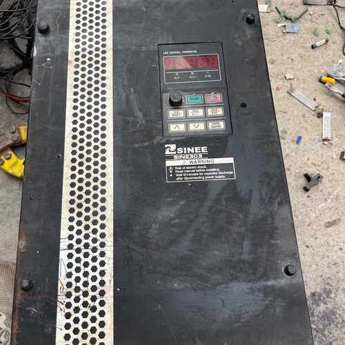 溢价-正弦30KW变频器，塔吊通用的