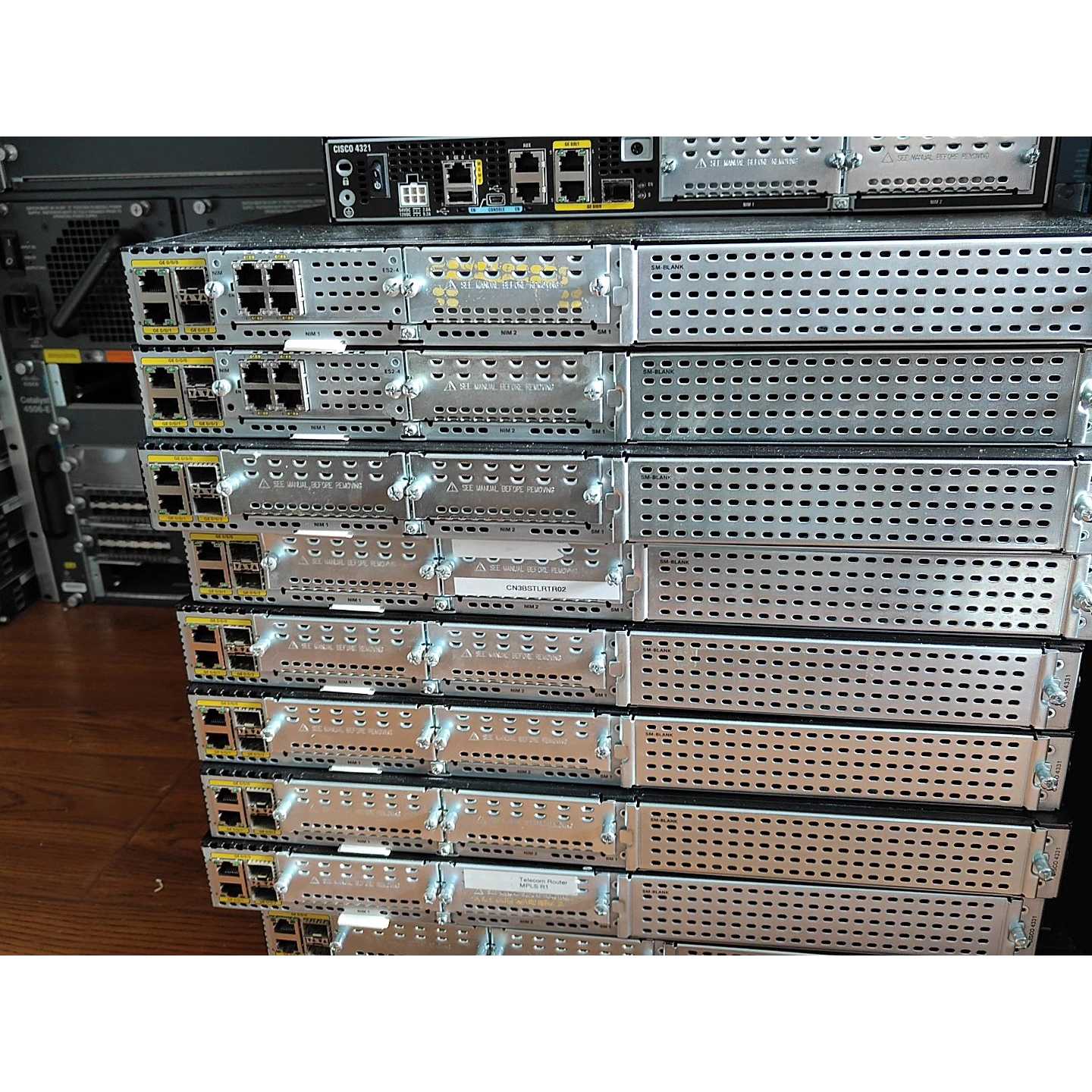议价思科Cisco千兆路由器ISR4331思科路由器实物图片维修
