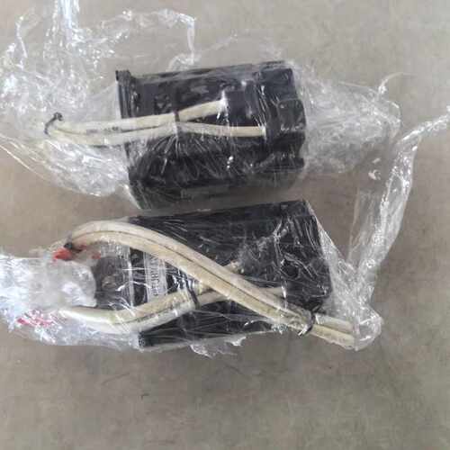 溢价-安川5系伺服电机SGMJV-08ADL21 750W
