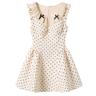 织物猪 白栀奶昔 法式千金风miu系波点连衣裙女夏飞飞袖收腰短裙