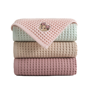 TeenieWeenie小熊刺绣华夫格纯棉浴巾吸水抗菌家用成人洗澡毛巾女