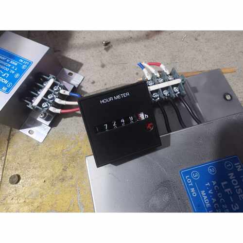 在线议价原装时间计数器 HOUR METER TH142，200