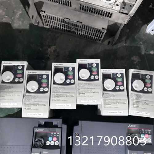 议价FRS520SE0.1K三菱变频器220V0.1KW功能包好测试发货全新现货