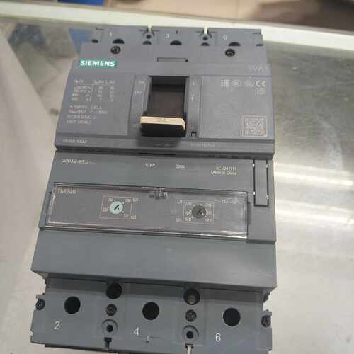 【议价】空开3VA1332-5EF32-0AA0有一个，95新