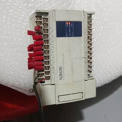 溢价-信捷PLC XC3-24R-E，，外观成色如图，外壳