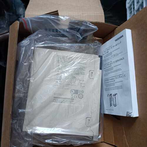 下单前咨询询价出SGD7S-1R6A00A002全新安川7系200W伺