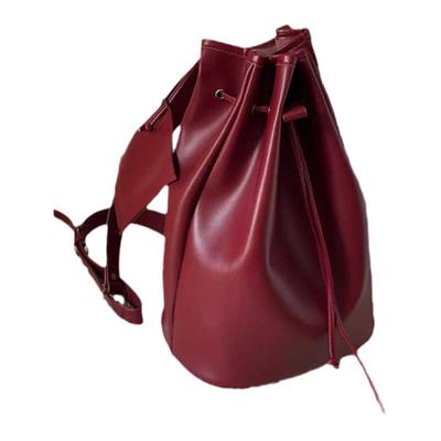 loveyoungstudio中古红水桶包