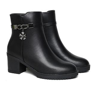 秋冬季2025新款真皮小短靴女粗跟软底中年妈妈棉鞋软皮中跟女靴子