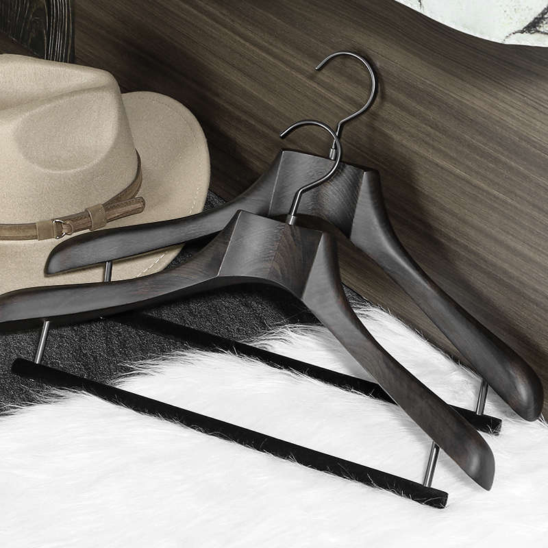 服装店衣柜植绒杆护衣木质衣挂实木衣架高端西服大衣专用无痕衣撑