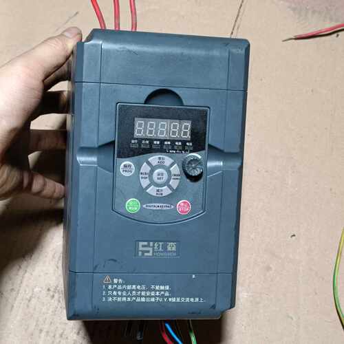 议价兼容中驱变频器ZQ511M 3.7KW维修