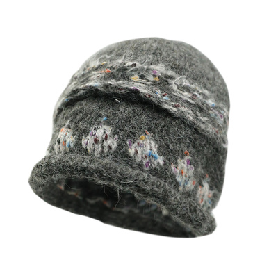 含羊毛复古费尔岛提花棕色针织帽