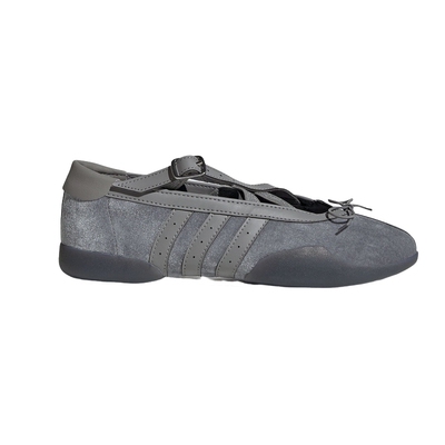 adidas阿迪达斯三叶草女TAEKWONDO芭蕾风薄底跆拳道运动鞋 JR4487
