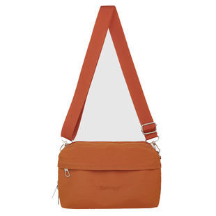 Qminica多隔层斜挎包休闲旅行证件包单肩女轻便妈咪包随身包收纳