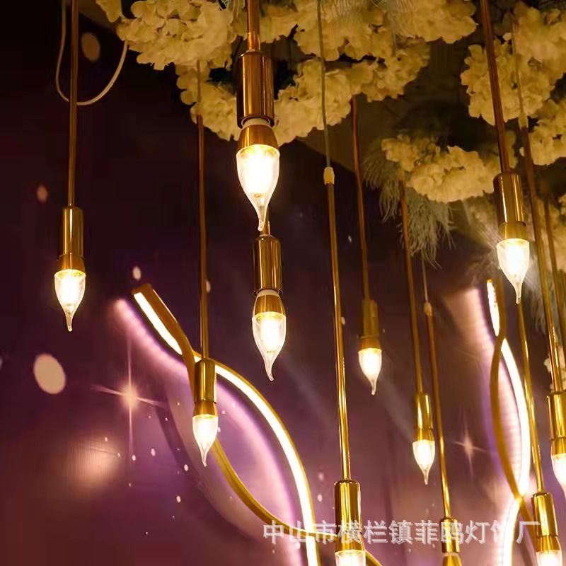 热销款婚庆道具铁艺电镀10头星光芦苇吊灯婚礼舞台布置装饰灯