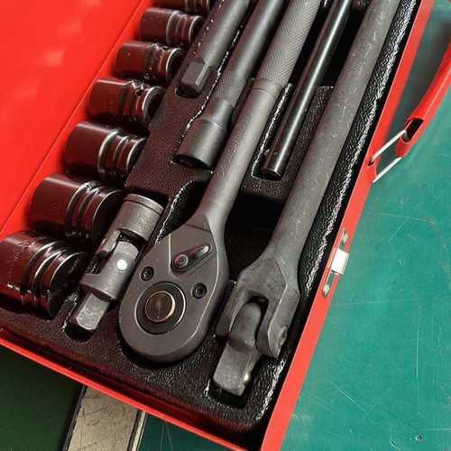 24件套铁盒大飞棘轮快速套筒盒套装加重全套套加厚扳手扳手直角