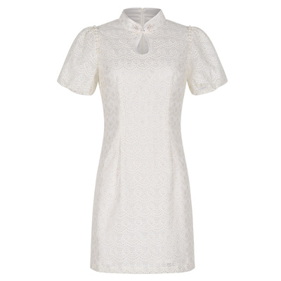 固执中式盘扣蕾丝泡泡短袖旗袍