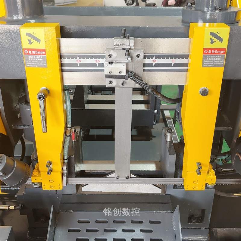 全自动数控锯床GZ4230锯床小型液压双立柱金属带锯床切割机