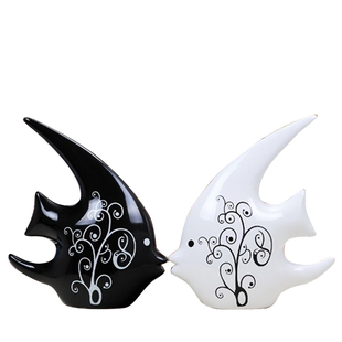 时尚家居装饰 陶瓷工艺摆件 情侣鱼燕子鱼黑白接吻鱼摆设一对包邮