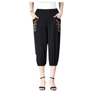 妈妈裤子夏季薄款七分裤全棉中老年夏装宽松老年人奶奶绣花女裤