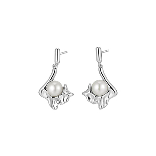 周大生潮汐珍珠耳钉扁圆面包珠强光泽珍珠耳钉耳坠饰品4.5-5mm