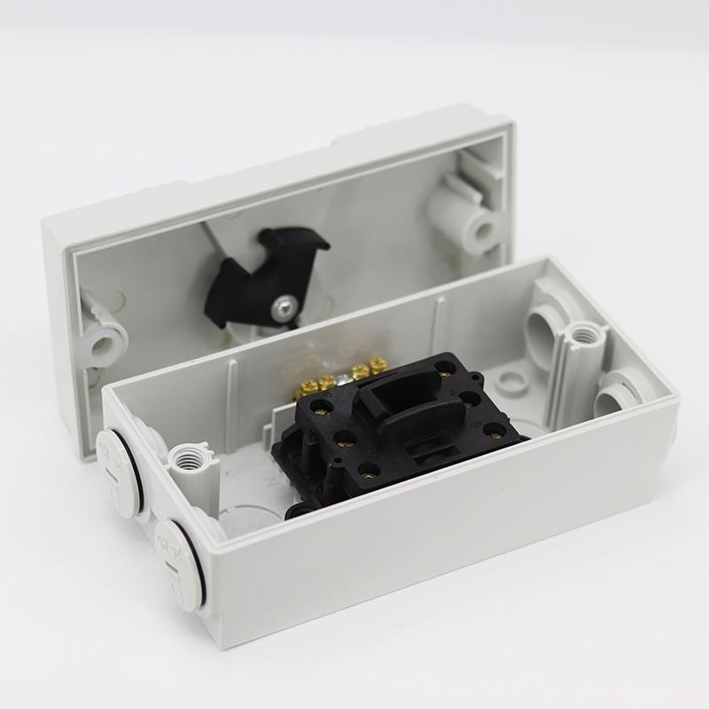 工业户外防水隔离开关UKF3P20A/35A/63A防雨防尘三相负荷开关380V