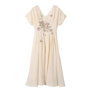 西町村屋绣花收腰显瘦连衣裙女秋季新款气质V领短袖裙子XX9C10030