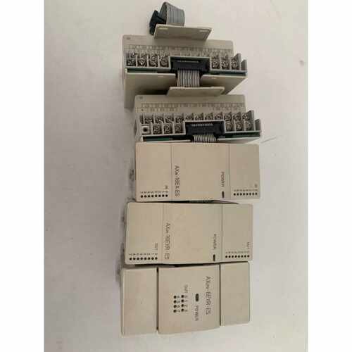 溢价-士林PLC模块AX2N-8EYR-ES（1个），AX2N-1