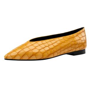 欧美女鞋2026年新款尖头v口单鞋平底鞋女奶奶鞋套脚女巫鞋阿婆鞋