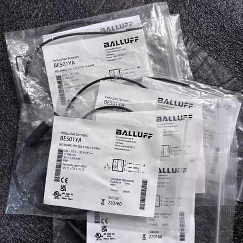 议价巴鲁夫传感器 BES01YA BES R04KC-PSC15B-EP00.13-GS49 原装