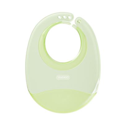 宝宝吃饭围兜轻盈柔软