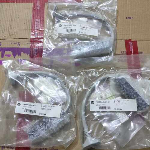 1492-CABLE002Z  3个—议价